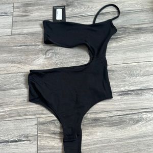 PRETTYLITTLETHING body suit